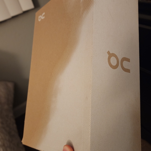 On Running Cloudstratus in Light Brown and Dark Brown - Picture 2 of 6